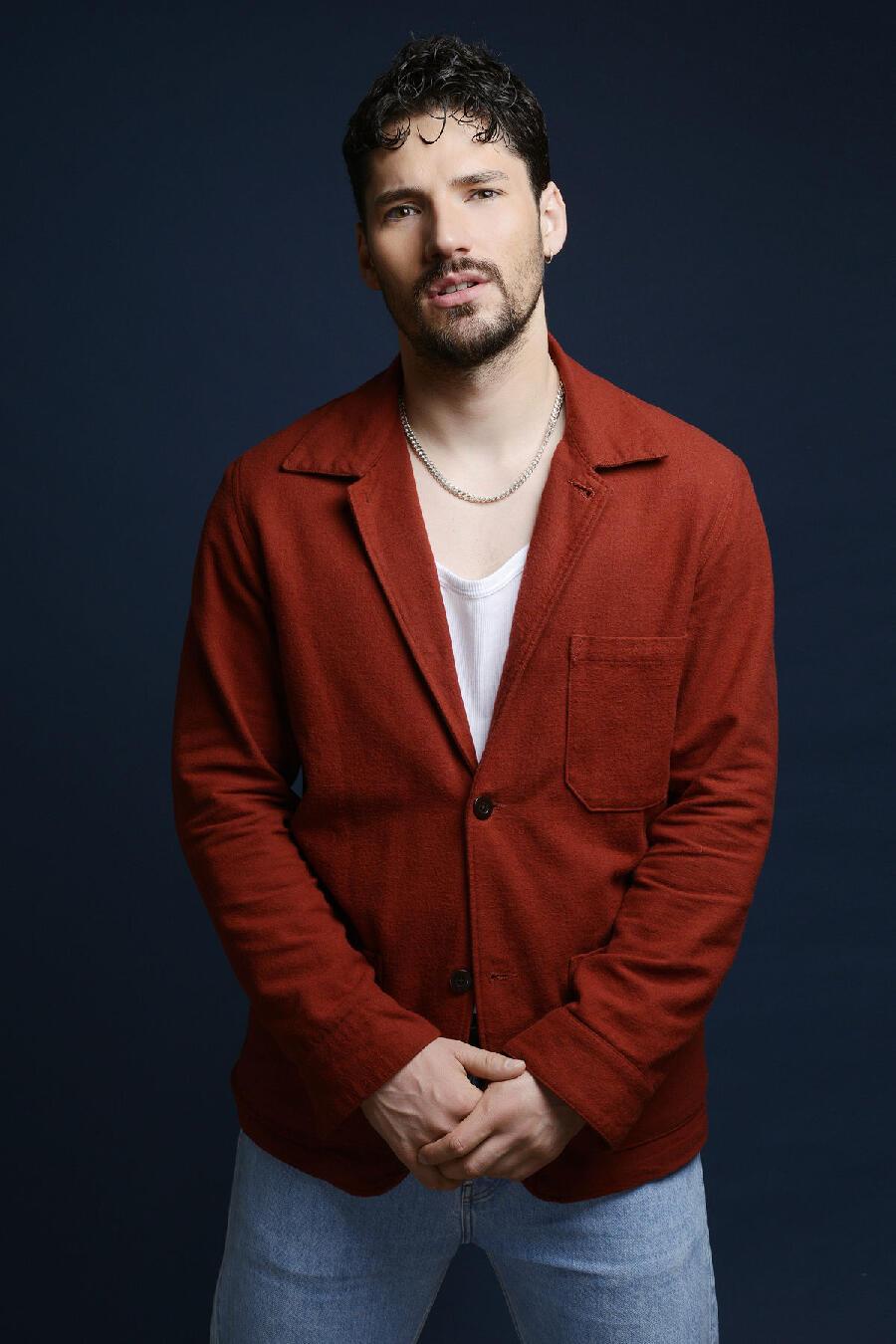 Agence People : ANTOINE