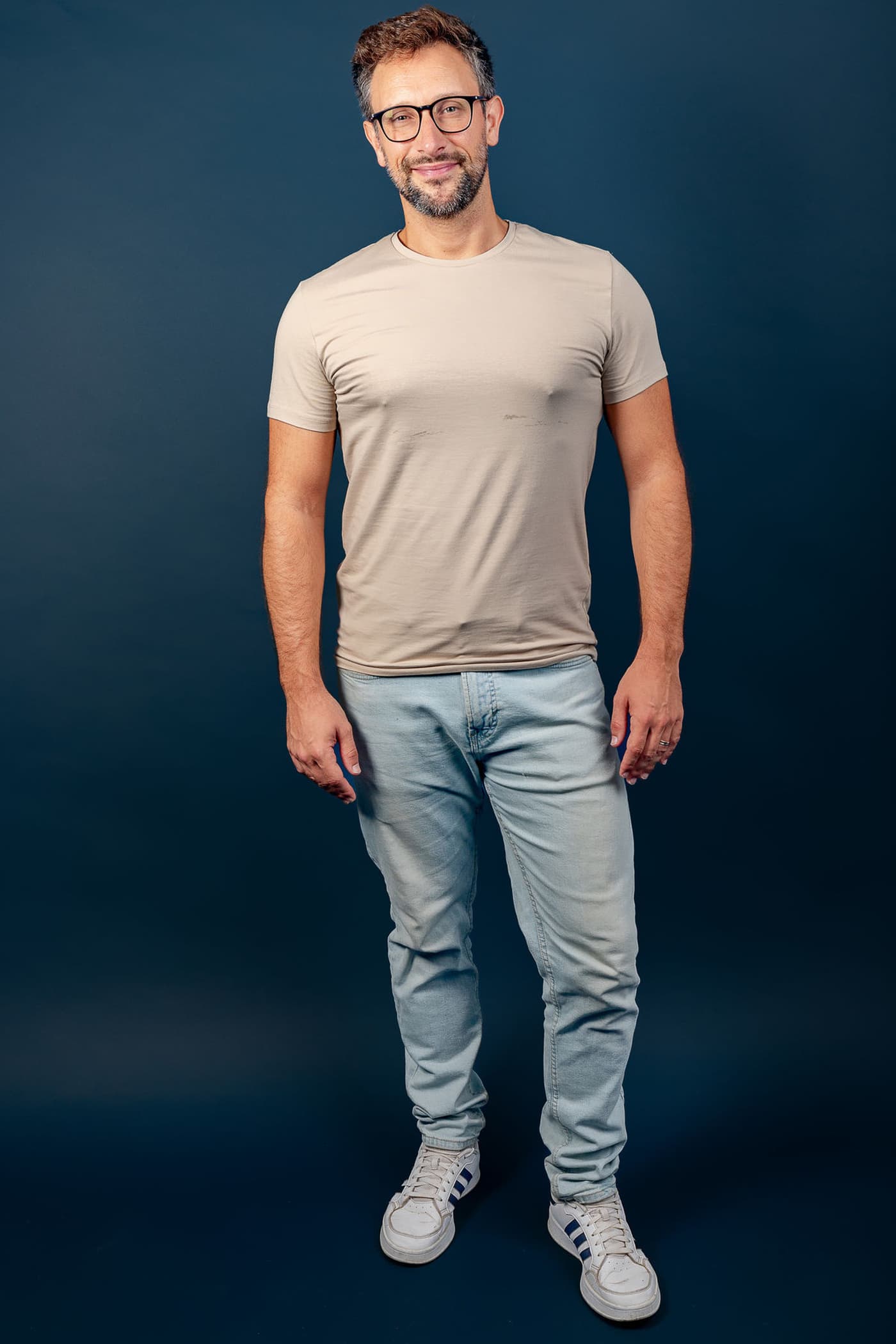 Agence People : ADRIEN