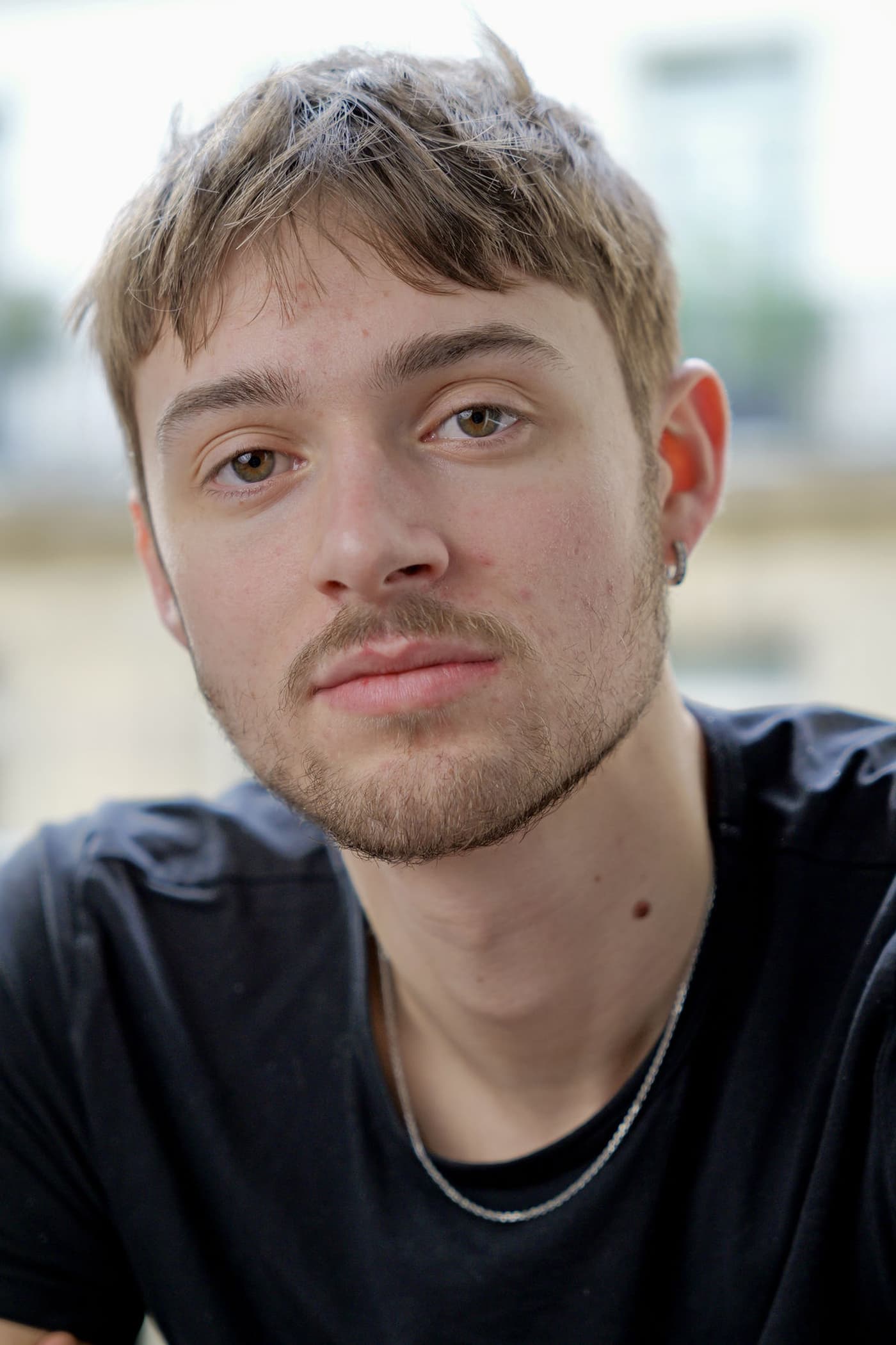 ADRIEN - Board comediens de L’Agence People ADRIEN - Board comediens de L’Agence People
